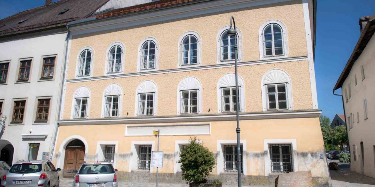 Hitler’in Doğduğu Evde Polislere İnsan Hakları Eğitimi Verilecek