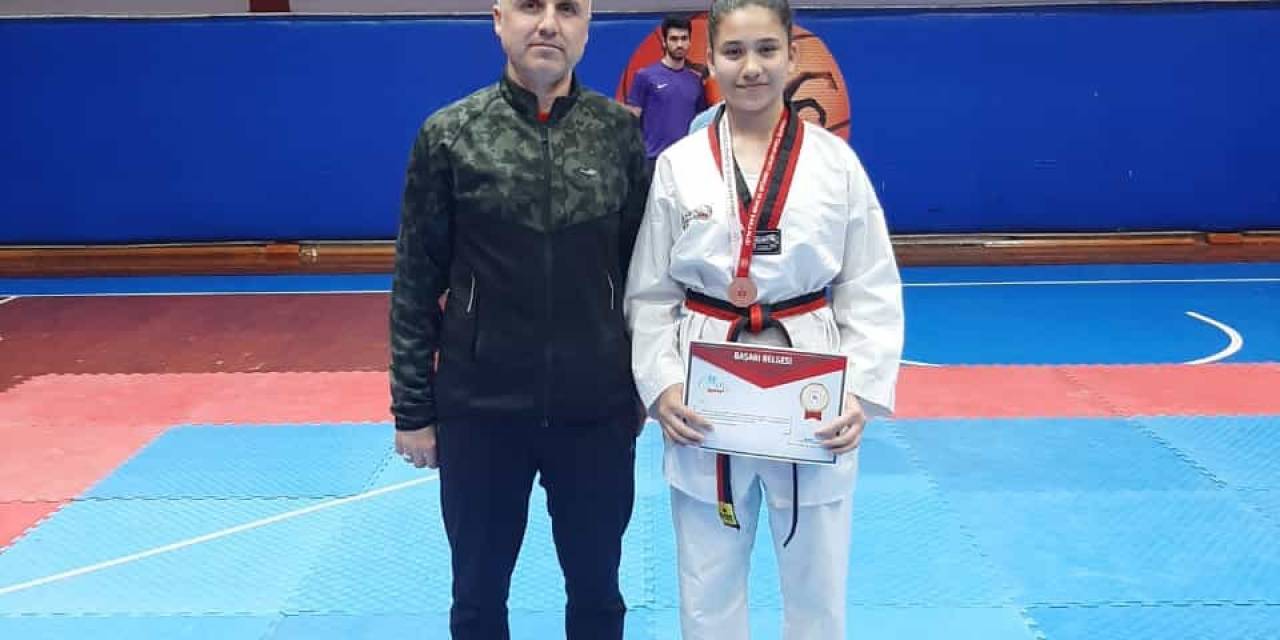 Ecrin İlhan, Türkiye Finallerinde