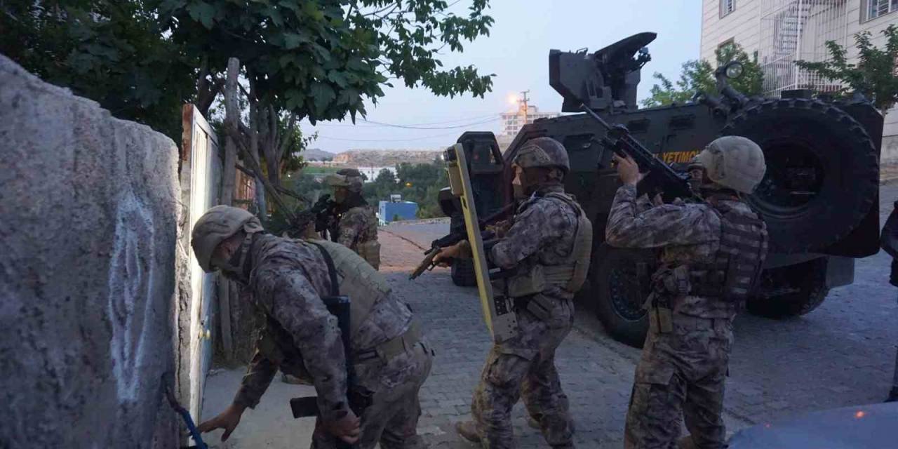 Şanlıurfa’da Polis Ve Jandarmadan Zehir Tacirlerine Darbe