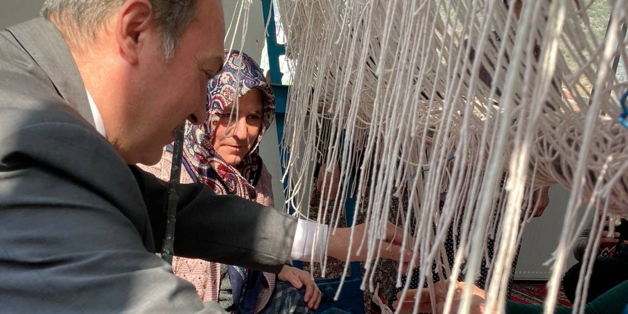 Meslek Öğrenen Serinhisarlı Kadınlar Hayallerini Gerçekleştiriyor