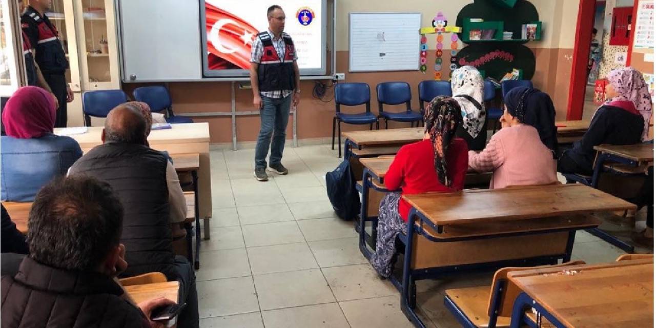Jandarmanın Annelere Yönelik Uyuşturucu İle Mücadele Eğitimleri Devam Ediyor