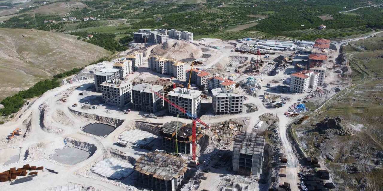 Malatya’da Deprem Konutları Hızla Yükseliyor