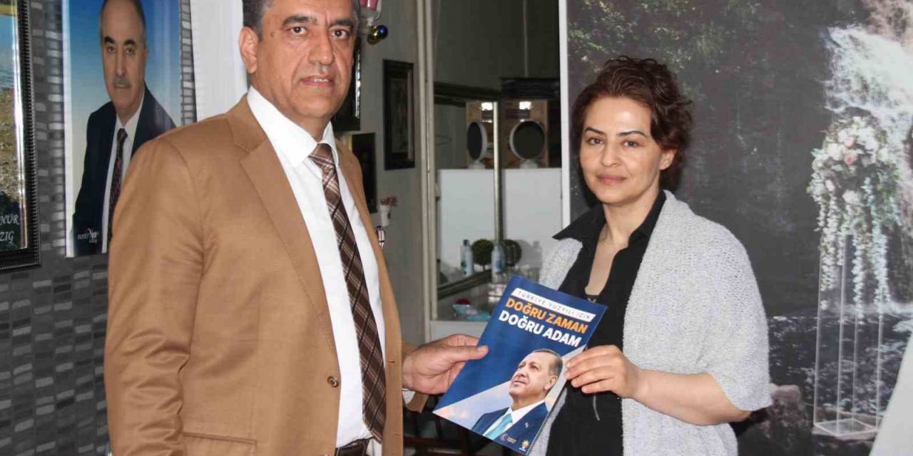 Av. Dinç, Sokak Sokak Gezerek Cumhurbaşkanı Erdoğan’a Destek Topluyor