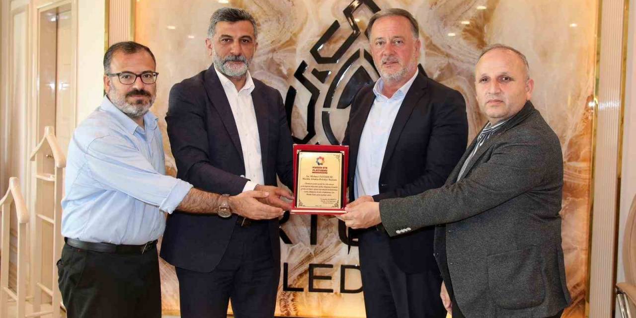 Artuklu Belediyesi Başkanı Tatlıdede’ye ’teşekkür Plaketi’