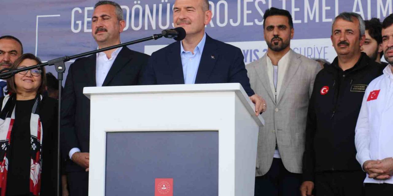 Bakan Soylu, Cerablus’ta ‘güvenli Gönüllü Onurlu Geri Dönüş Projesi’nin Temel Atma Törenine Katıldı