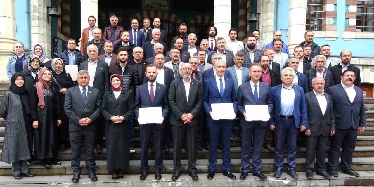 Ak Parti Kütahya Milletvekilleri Mazbatalarını Aldı