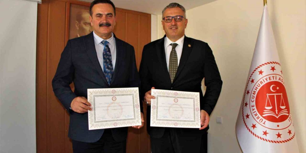 Ak Parti Amasya Milletvekilleri Haluk İpek Ve Hasan Çilez Mazbata Aldı