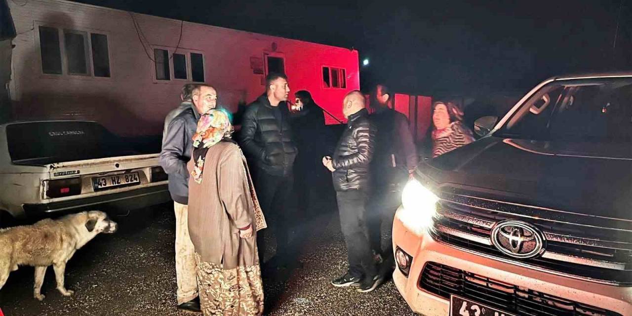 Ormanda Mahsur Kalan Ailenin İmdadına Orman İşletme Müdürlüğü Ekipleri Yetişti