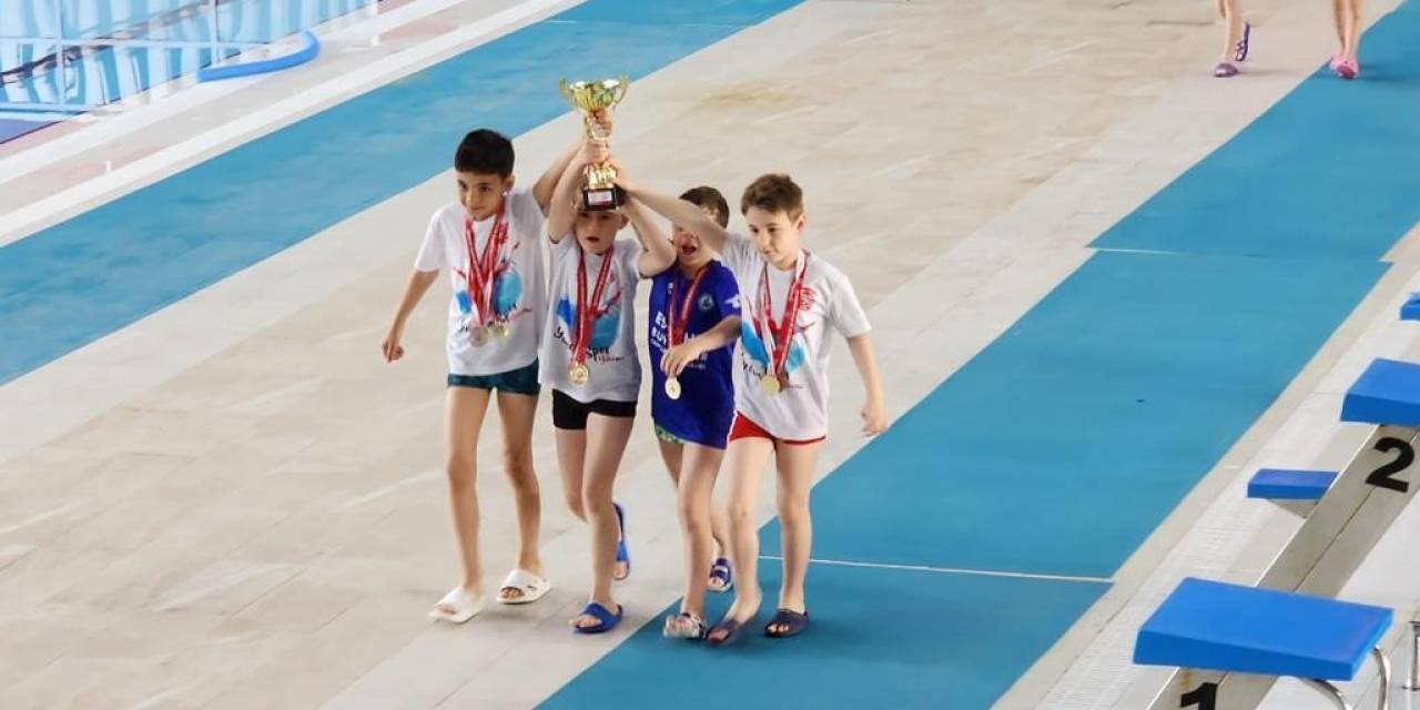 Meserret İnel Öğrencileri İki Kategoride 1’inci Oldu