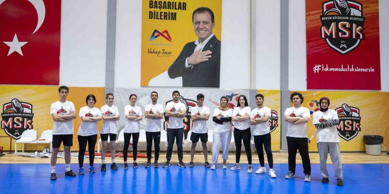 Mersin’de Gençlere Ücretsiz Fiziki Yeterlilik Kursu Veriyor
