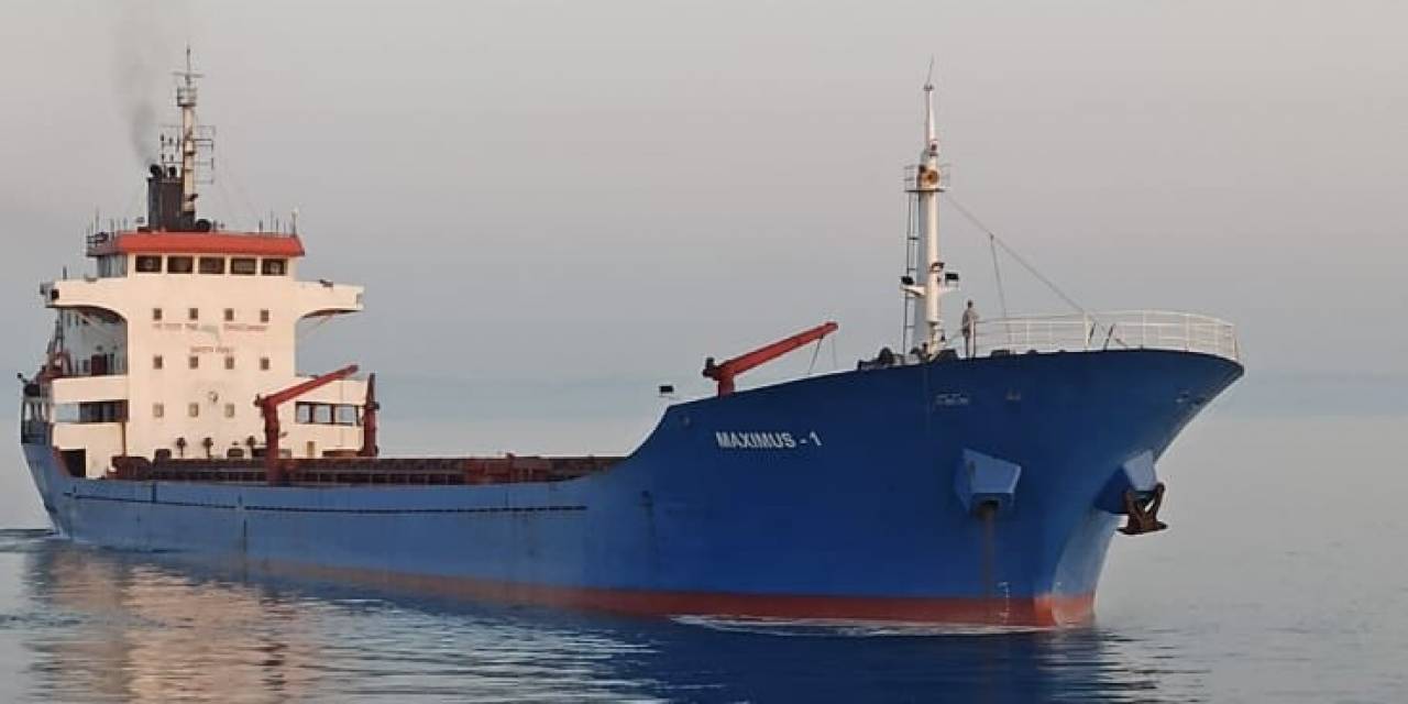 Çanakkale Boğazı’nda Genel Kargo Gemisi Makine Arızası Yaptı