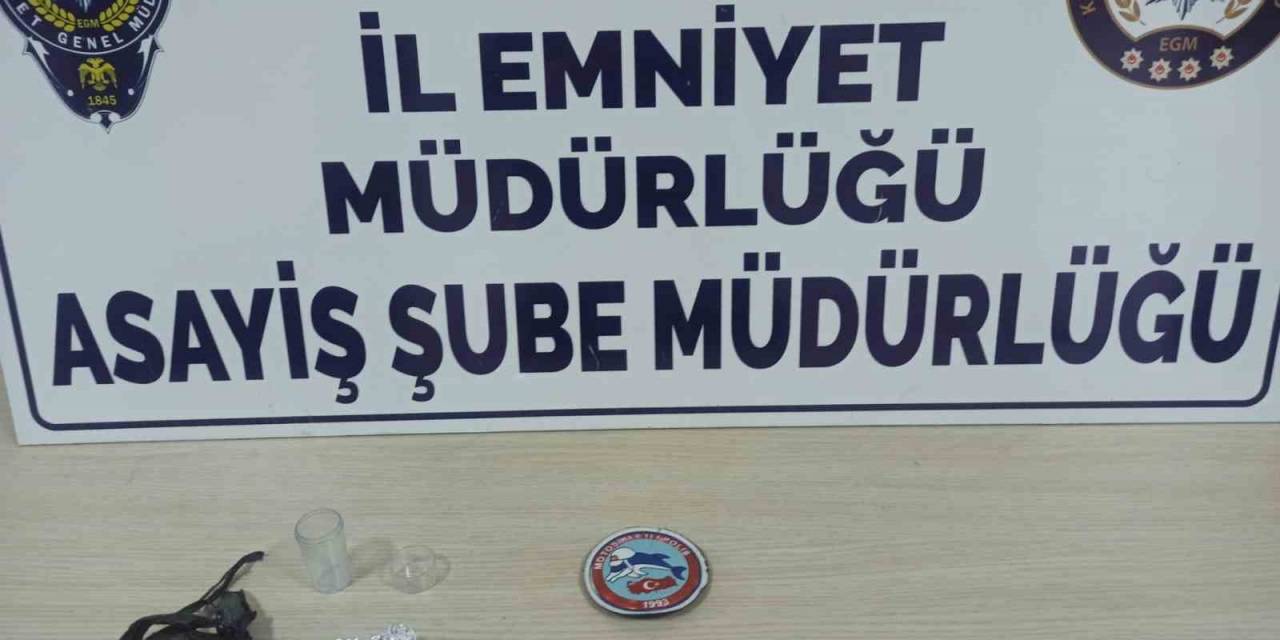 Üzerinde Metamfetamin Bulunan 3 Şüpheli Yakalandı