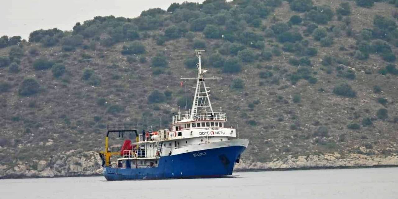 Odtü Bilim-2 Araştırma Gemisi Erdek’te