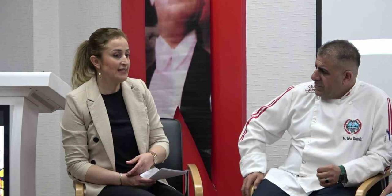 Siirt’te Gastronomi Panelinde Türk Mutfağı Ve Yöresel Yemekler Ele Alındı