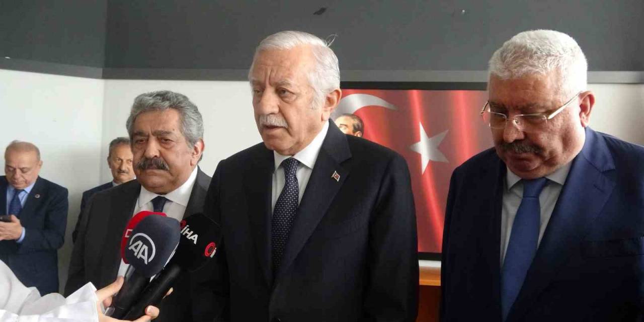 İstanbul Milletvekilleri Mazbatalarını Almaya Başladı