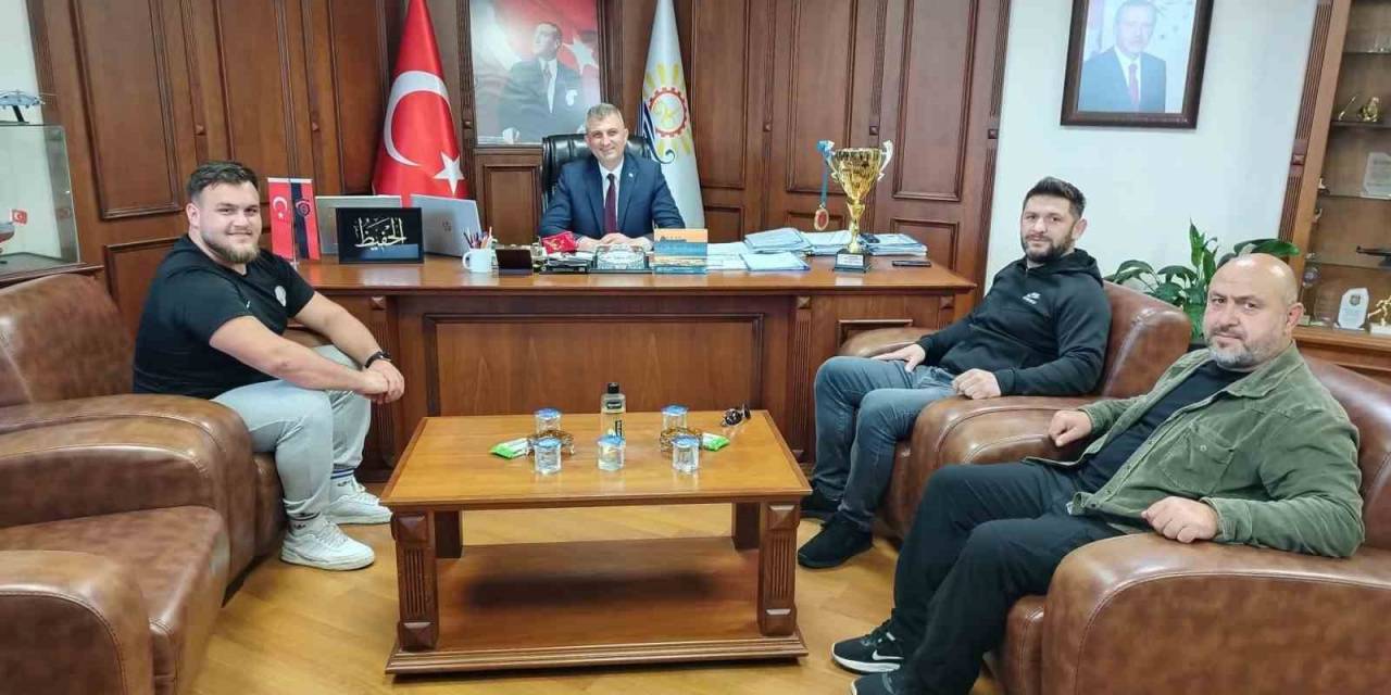 Gölcük’ün Gururu Oldu