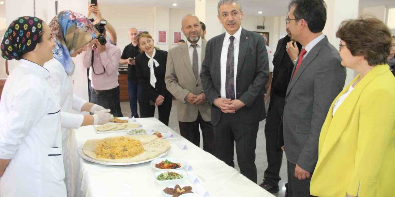 Karaman’da ’asırlık Tariflerle Türk Mutfağı’ Etkinliği