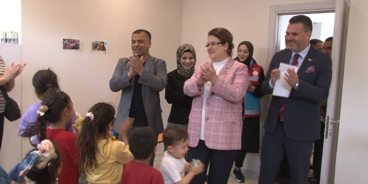 Bakan Yanık: "sosyal Dayanışma Merkezlerimizi Yaygınlaştıracağız"