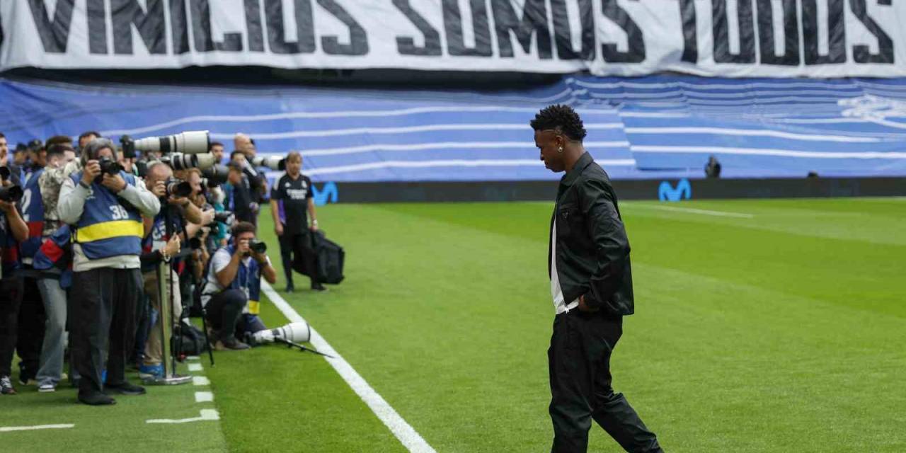 Real Madrid’in Farklı Branşlardan Vinicius Jr.’a Destek