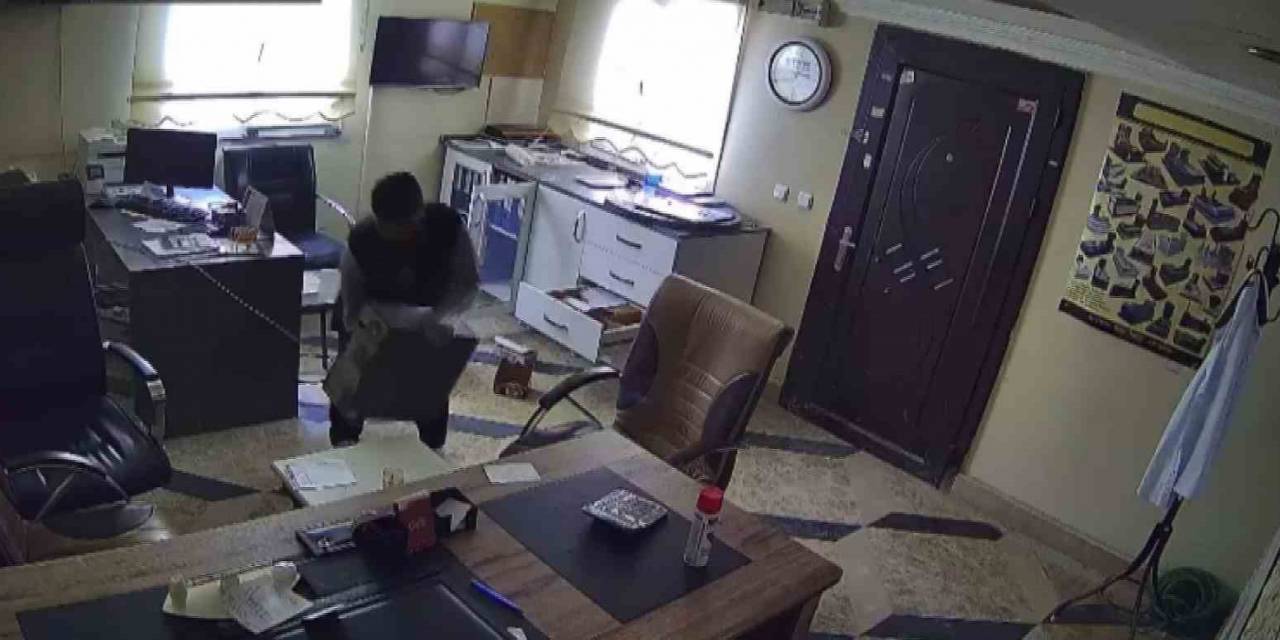 Elazığ’da Ofis Malzemesi Çalan Şüpheli Kameralara Yakalandı