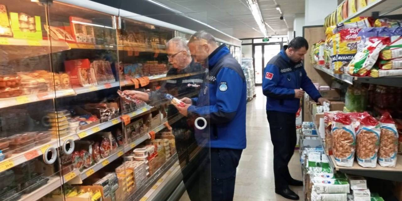 Zabıta Ekipleri Marketleri Denetlendi