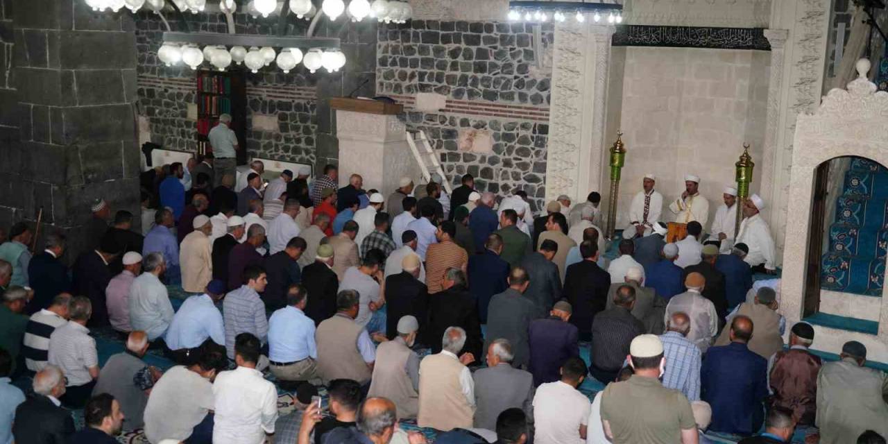 Diyarbakır’da Fetih Şehitleri İçin Mevlit Okutuldu