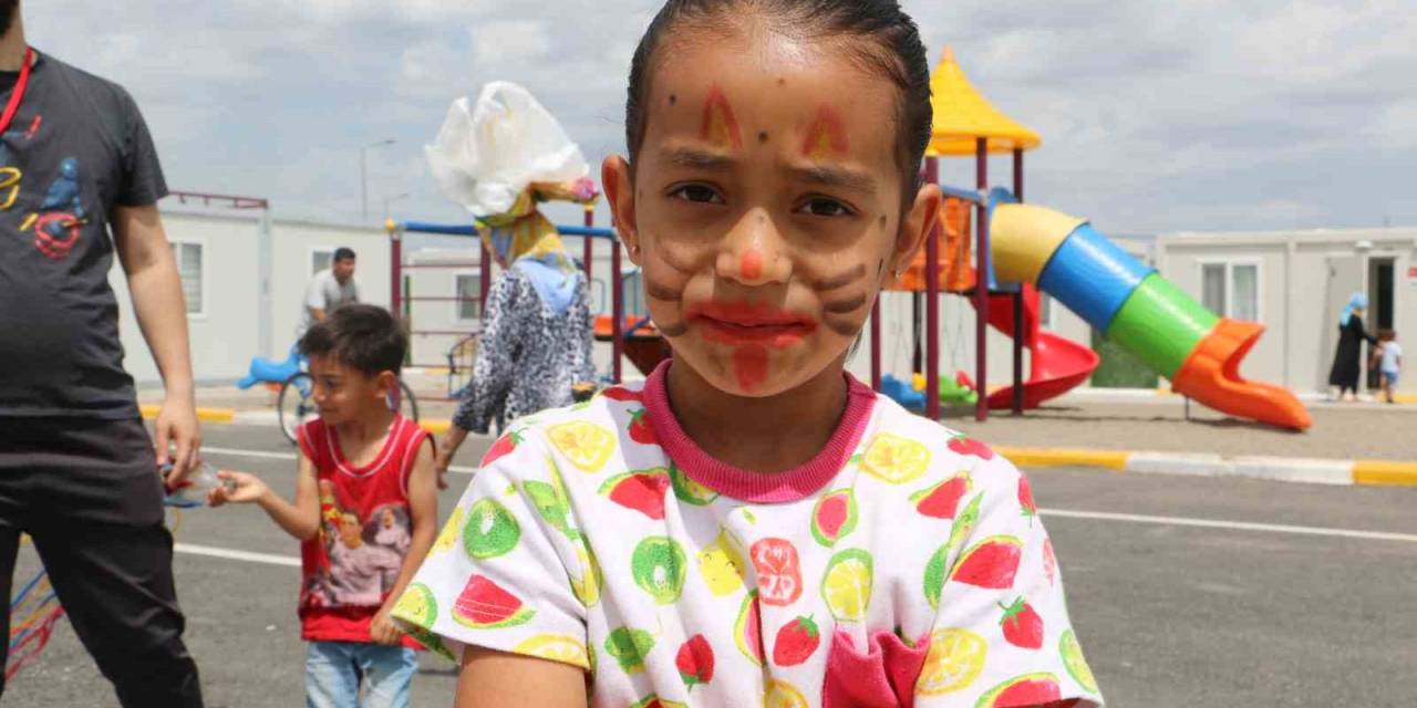 Depremzede Çocuklar Yeteneklerini Sergiledi