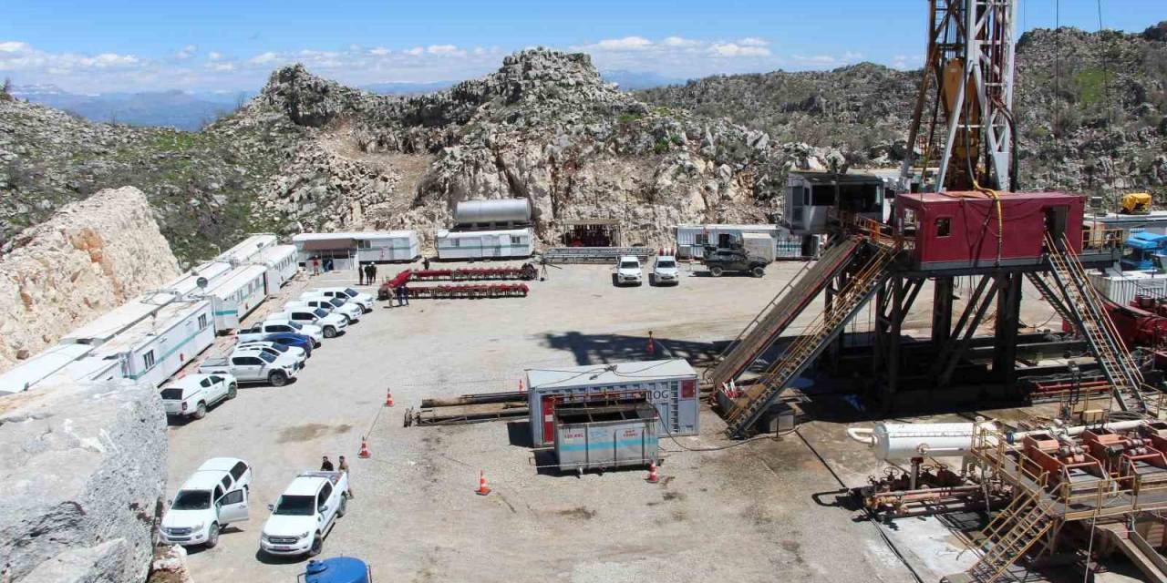 Şırnak’ta Günlük 15 Bin Varil Petrol Çıkacak Yeni Kuyu