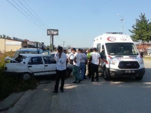 Düzce’de Kaza: 2 Yaralı