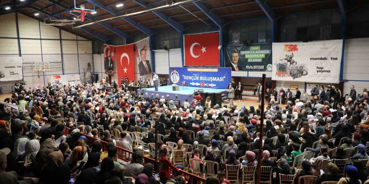 Akyazı’da Gençlik, Hayati İnanç’la Buluştu