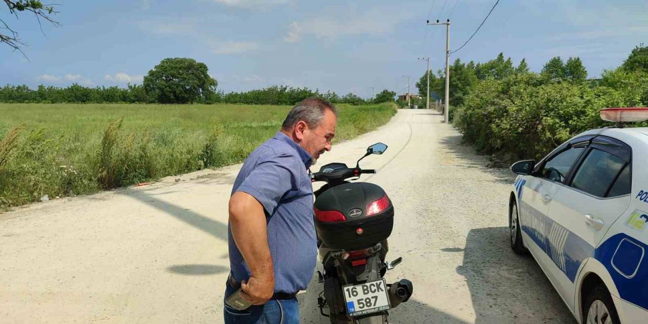 Motosiklet İle Kamyonet Çarpıştı: 1’i Ağır 2 Yaralı