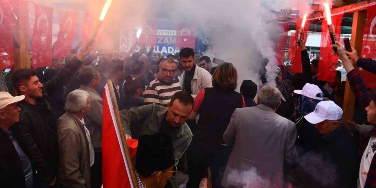 Cumhur İttifakı Tomarza’da Coşkuyla Karşılandı