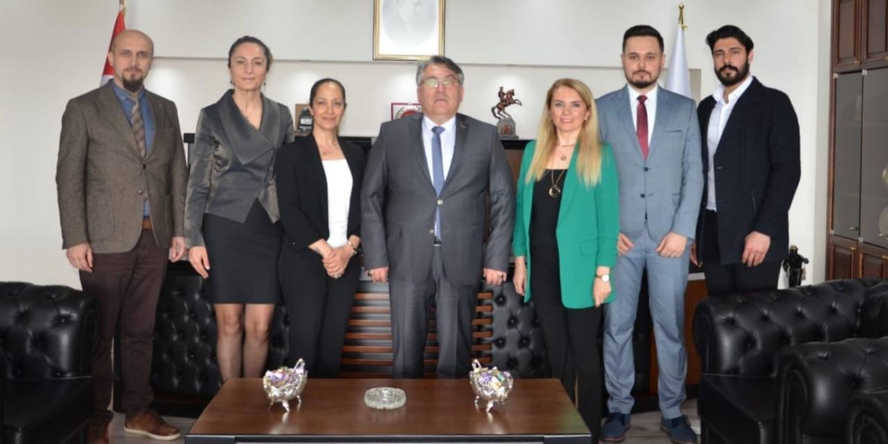 Zbeü Öğretim Elemanları, ‘zonguldak Yaşlı Profili Araştırması’nı Tamamlayan İlk Ekip Oldu