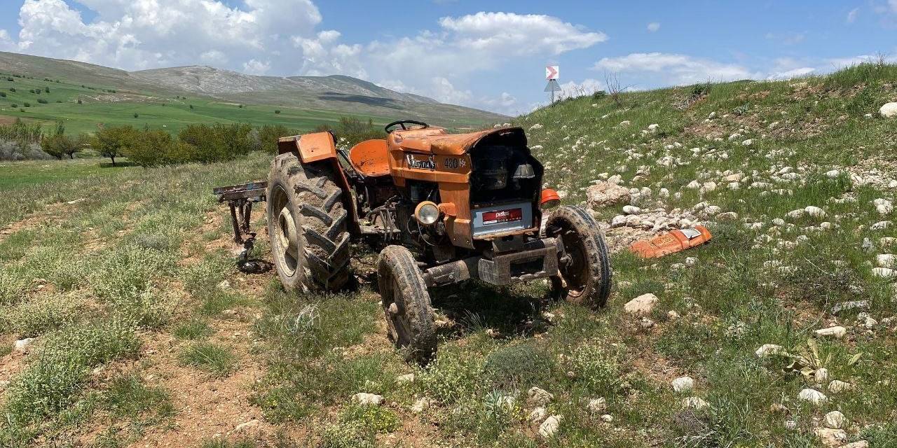 Traktör Devrildi Altına Kalan Sürücü Öldü