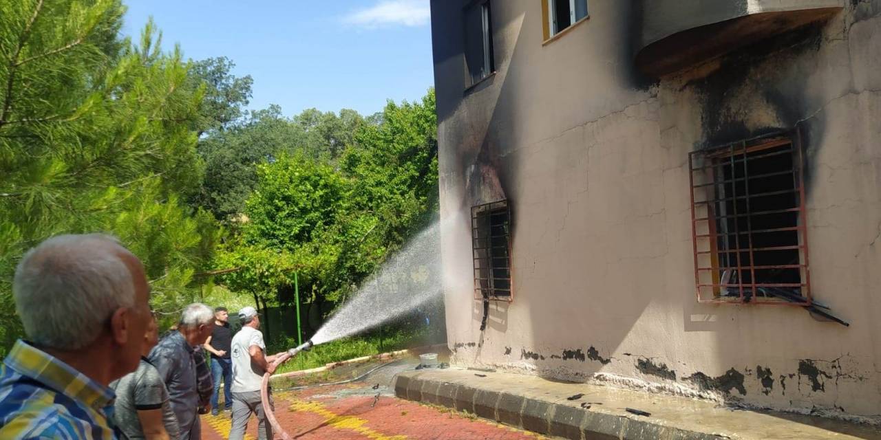 Kur’an Kursunda Çıkan Yangın Korkuttu