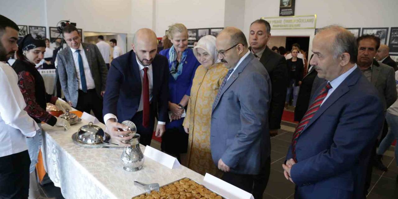 Avrasya Üniversitesi Türk Mutfağı Haftası Etkinliği Düzenlendi