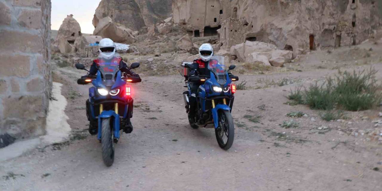 Motosikletli Jandarma Timleri Tarihi Mekanlarda Kuş Uçurtmuyor