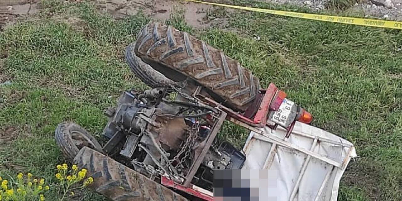 Traktörün Altında Kalan Sürücü Hayatını Kaybetti