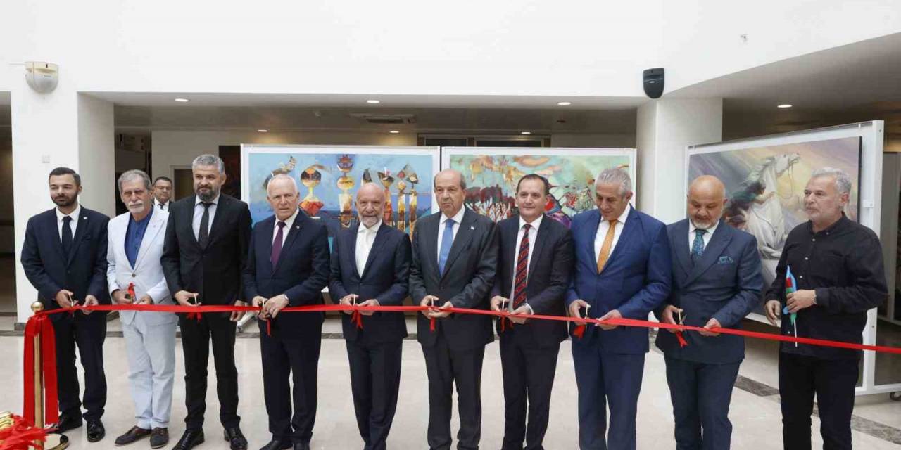 “azerbaycan Bağımsızlık Günü Sergisi” Ziyaretçilere Kapılarını Açtı