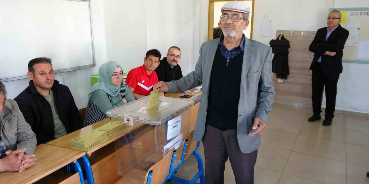 Yozgat’ta Cumhurbaşkanı Seçimi İçin Oy Verme İşlemi Başladı