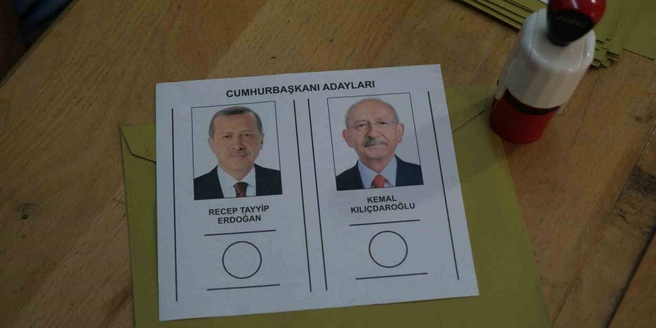 Manisalı Vatandaşlar İkinci Tur İçin Sandık Başına Gitti