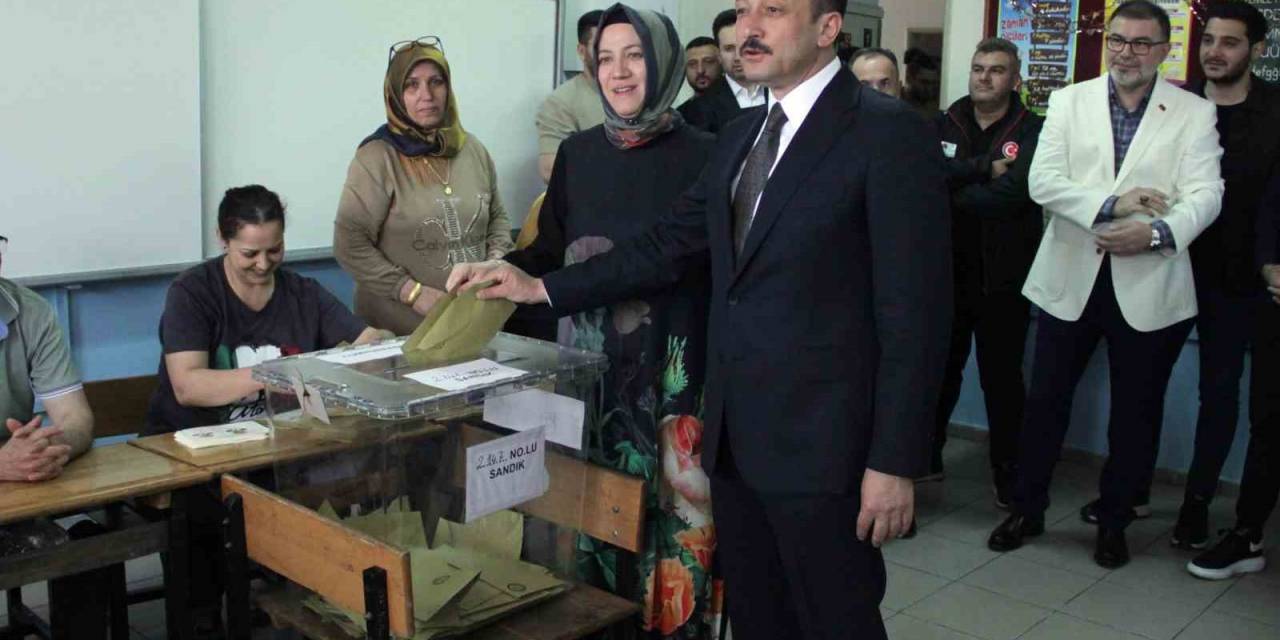 Ak Partili Dağ, Oyunu Kullandı