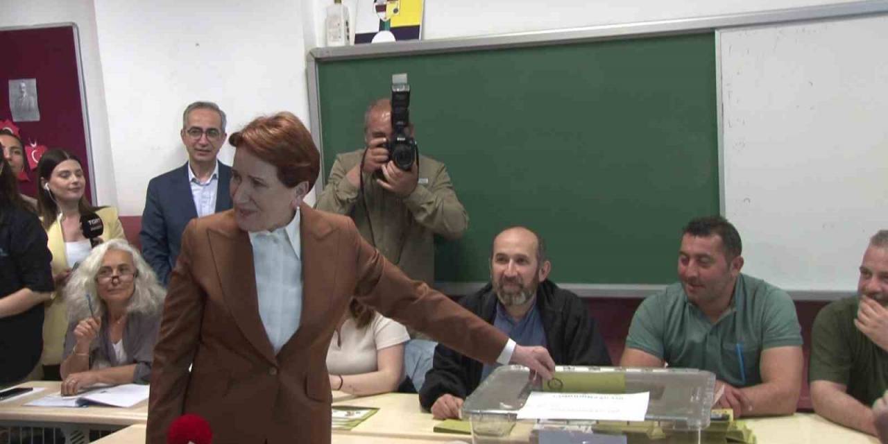 İyi Parti Genel Başkanı Akşener, Oyunu Üsküdar’da Kullandı