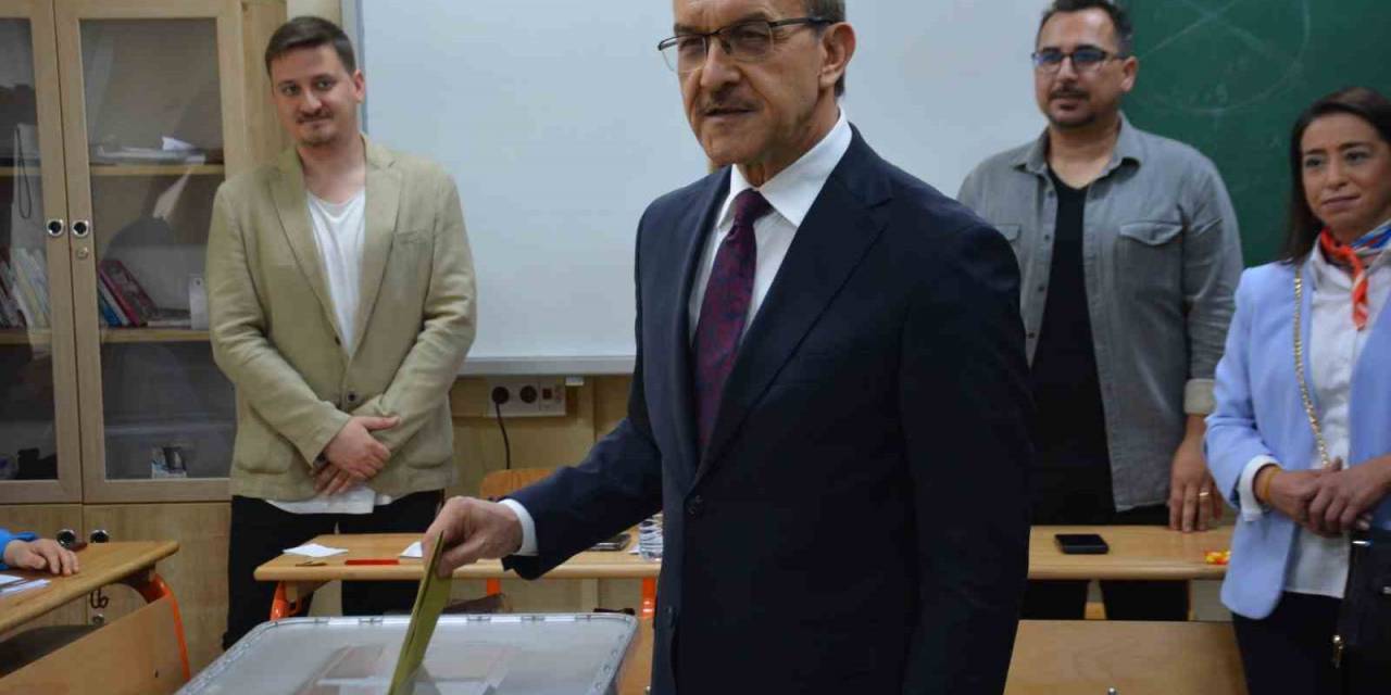 Kocaeli Valisi Yavuz: "1 Milyon 516 Bin 820 Seçmenimiz Oy Kullanacak"