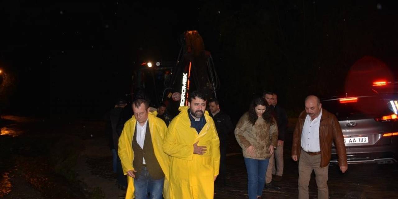 Milletvekili Şahin, Taşından Zarar Gören Yerleri İnceledi