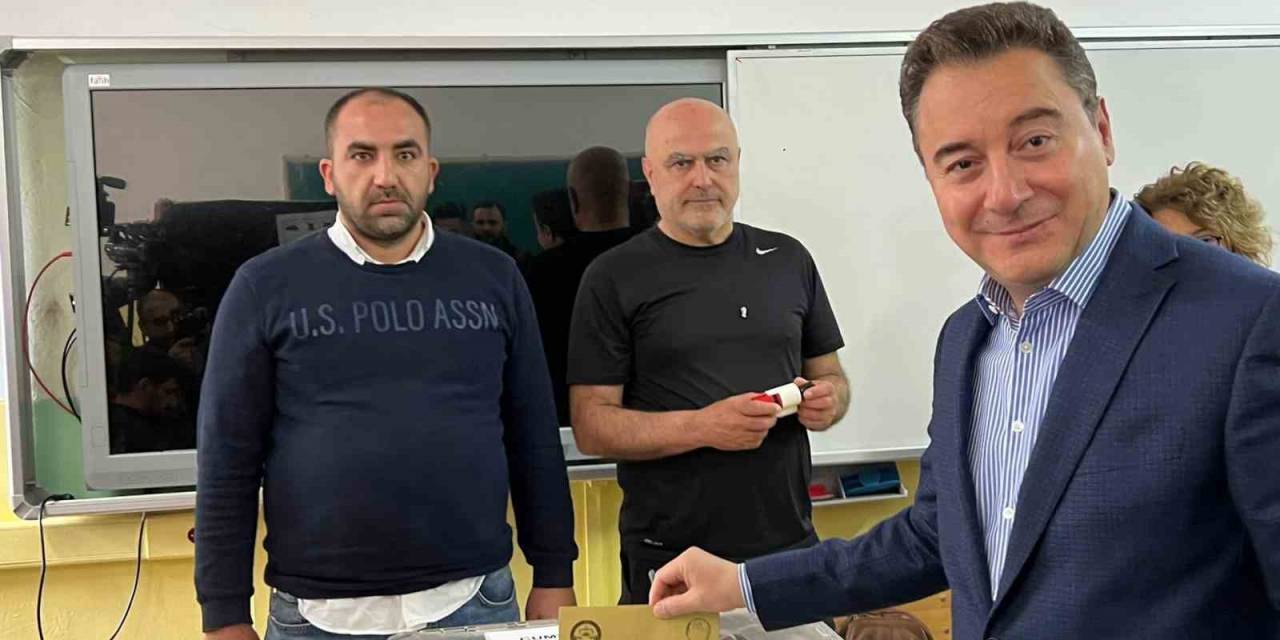 Deva Partisi Genel Başkanı Babacan Ankara’da Oyunu Kullandı