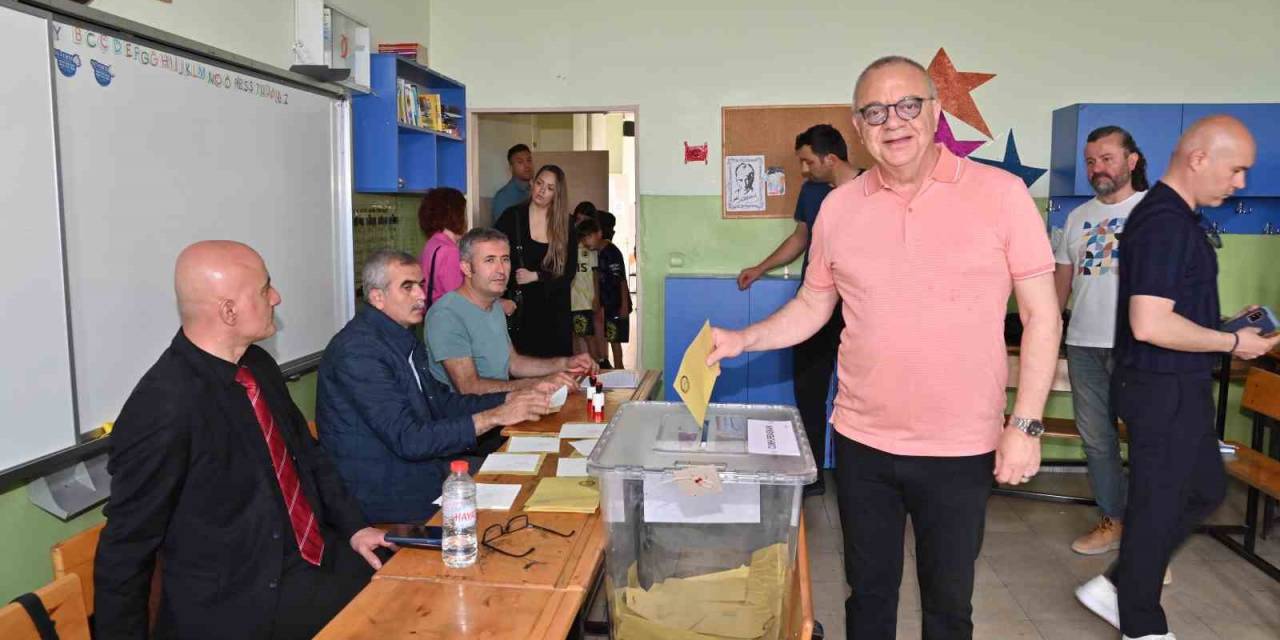 Başkan Ergün Ailesiyle Birlikte Oyunu Kullandı