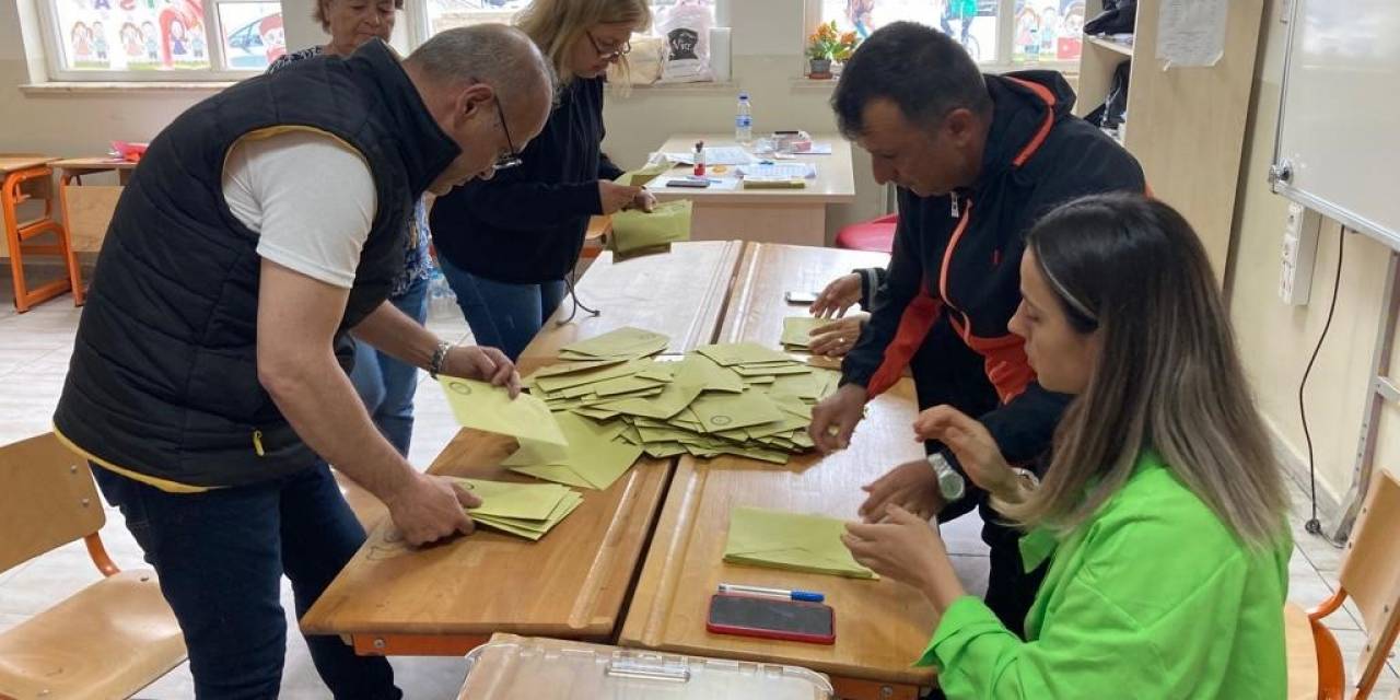 Çanakkale’de Sandıklar Açılmaya Başlandı