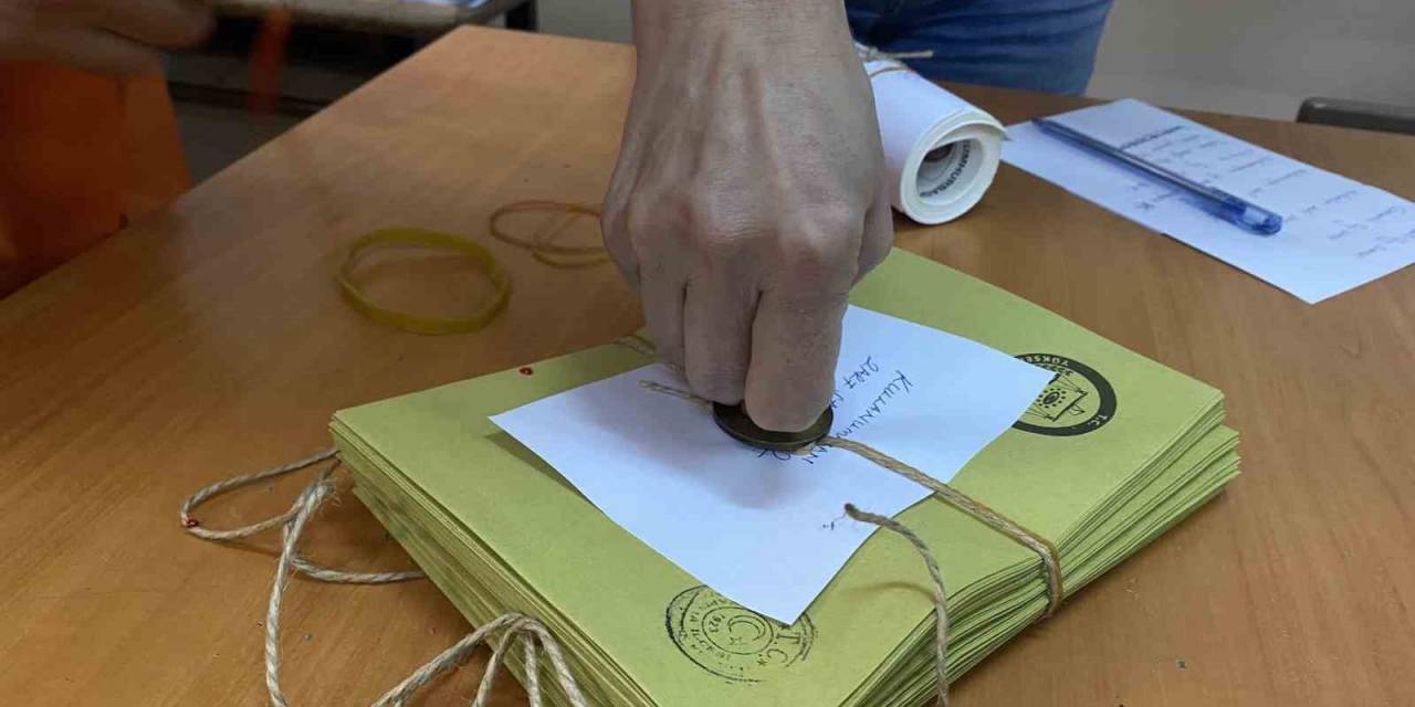 Diyarbakır’da Sandıklar Kapandı Oy Sayımı Başladı