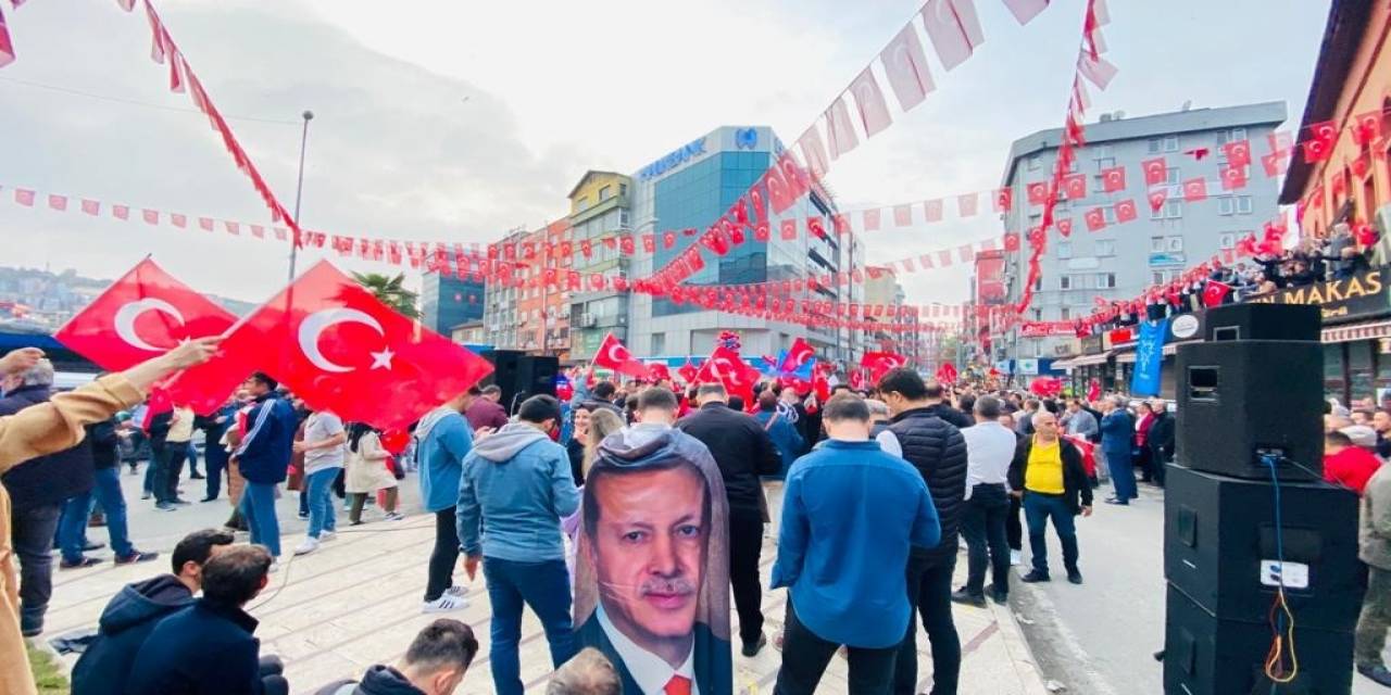 Zonguldak’ta Cumhur İttfiakı Kutlamalara Başladı